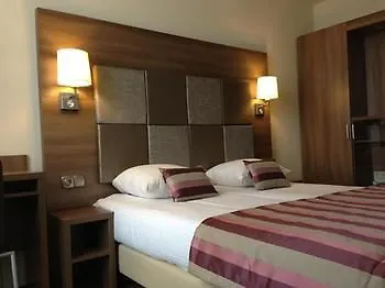 كورديال دام سكوار 3* أمستردام