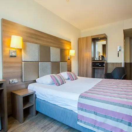 Otel Ozo Cordial 3*