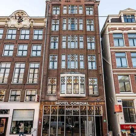 Ozo Cordial Otel